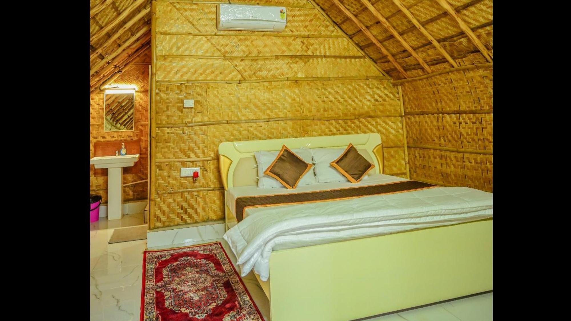 Tamarind Tree Way Side Amenities Hotel Hospet Luaran gambar